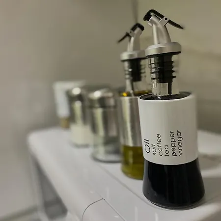 Appartamento Stylish Apartment, Centre - Private Parking - Panoramic Views Skopje