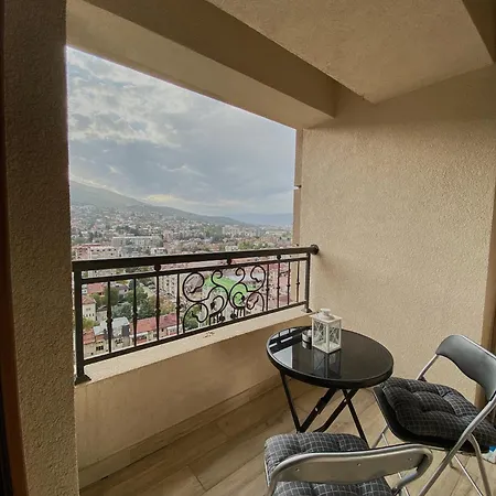 Stylish Apartment, Centre - Private Parking - Panoramic Views Appartamento *
