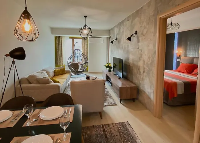 Apartment Stylish Apartment, Centre - Private Parking - Panoramic Views *