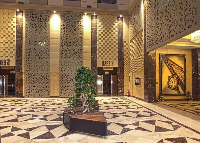 Stylish Apartment, Centre - Private Parking - Panoramic Views Apartment