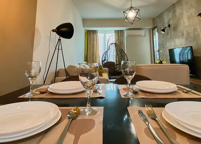 Apartment Stylish Apartment, Centre - Private Parking - Panoramic Views Skopje