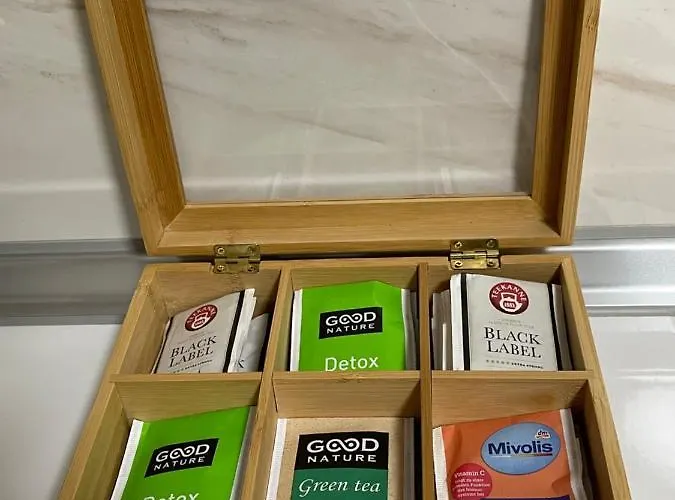 Apartment Stylish Apartment, Centre - Private Parking - Panoramic Views *